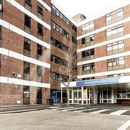 Modern Luxury Serviced Duplex Apartments By Repose- 150 Metro Court, West Bromwich Zewnętrze zdjęcie
