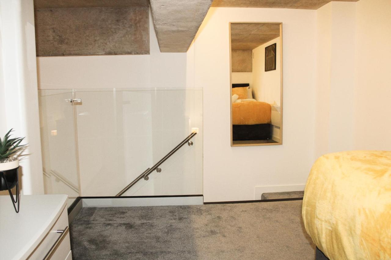 Modern Luxury Serviced Duplex Apartments By Repose- 150 Metro Court, West Bromwich Zewnętrze zdjęcie