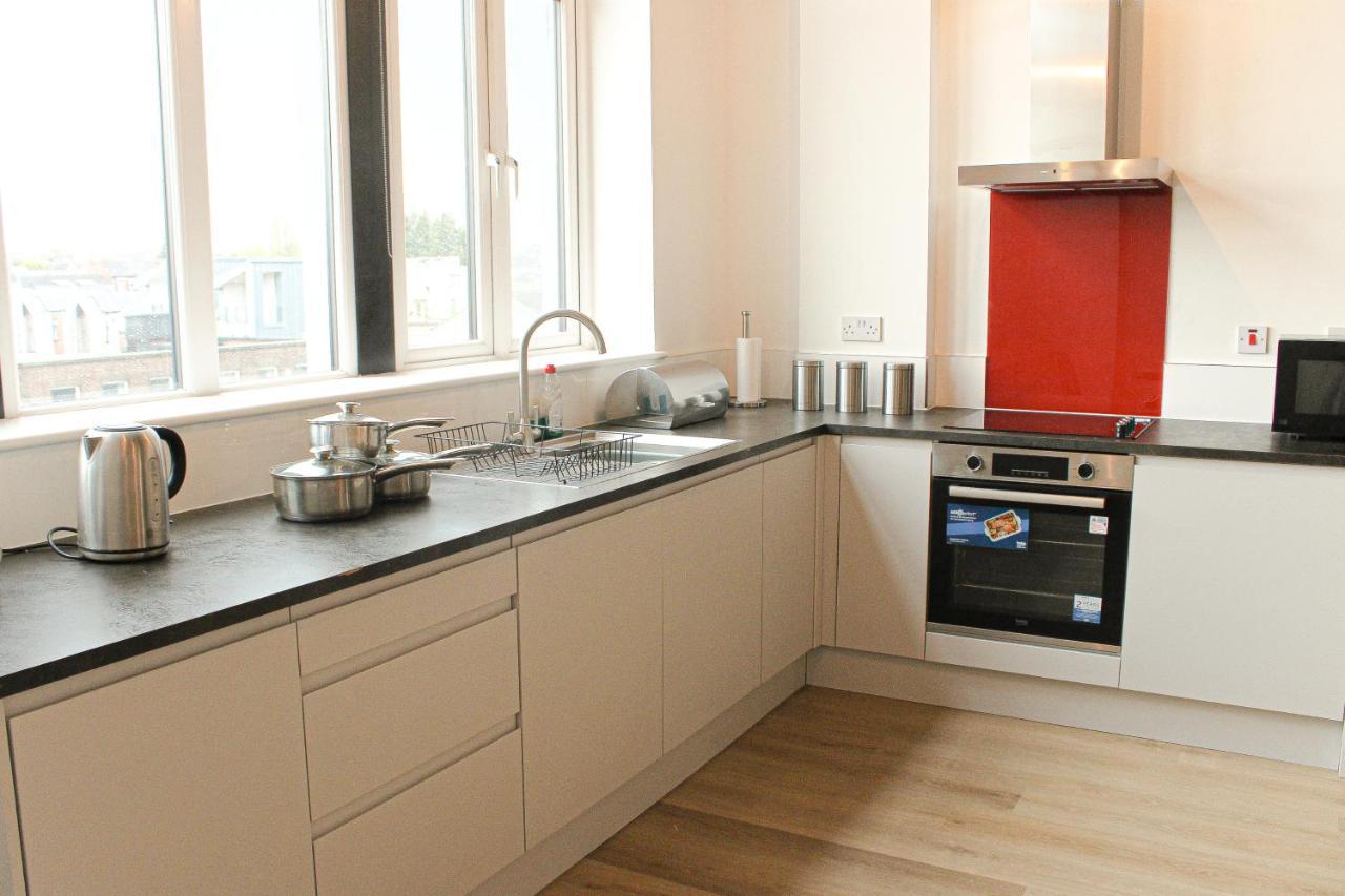 Modern Luxury Serviced Duplex Apartments By Repose- 150 Metro Court, West Bromwich Zewnętrze zdjęcie
