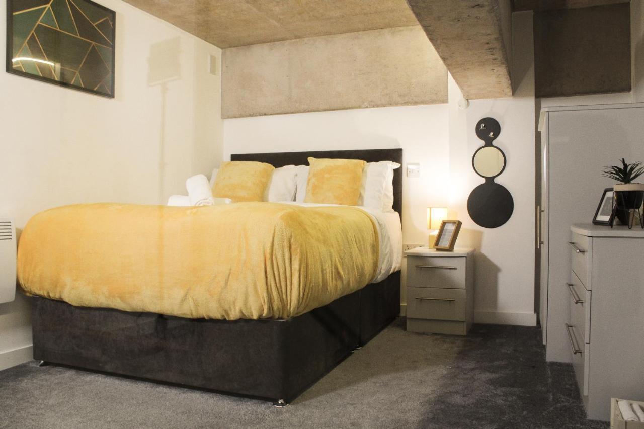 Modern Luxury Serviced Duplex Apartments By Repose- 150 Metro Court, West Bromwich Zewnętrze zdjęcie