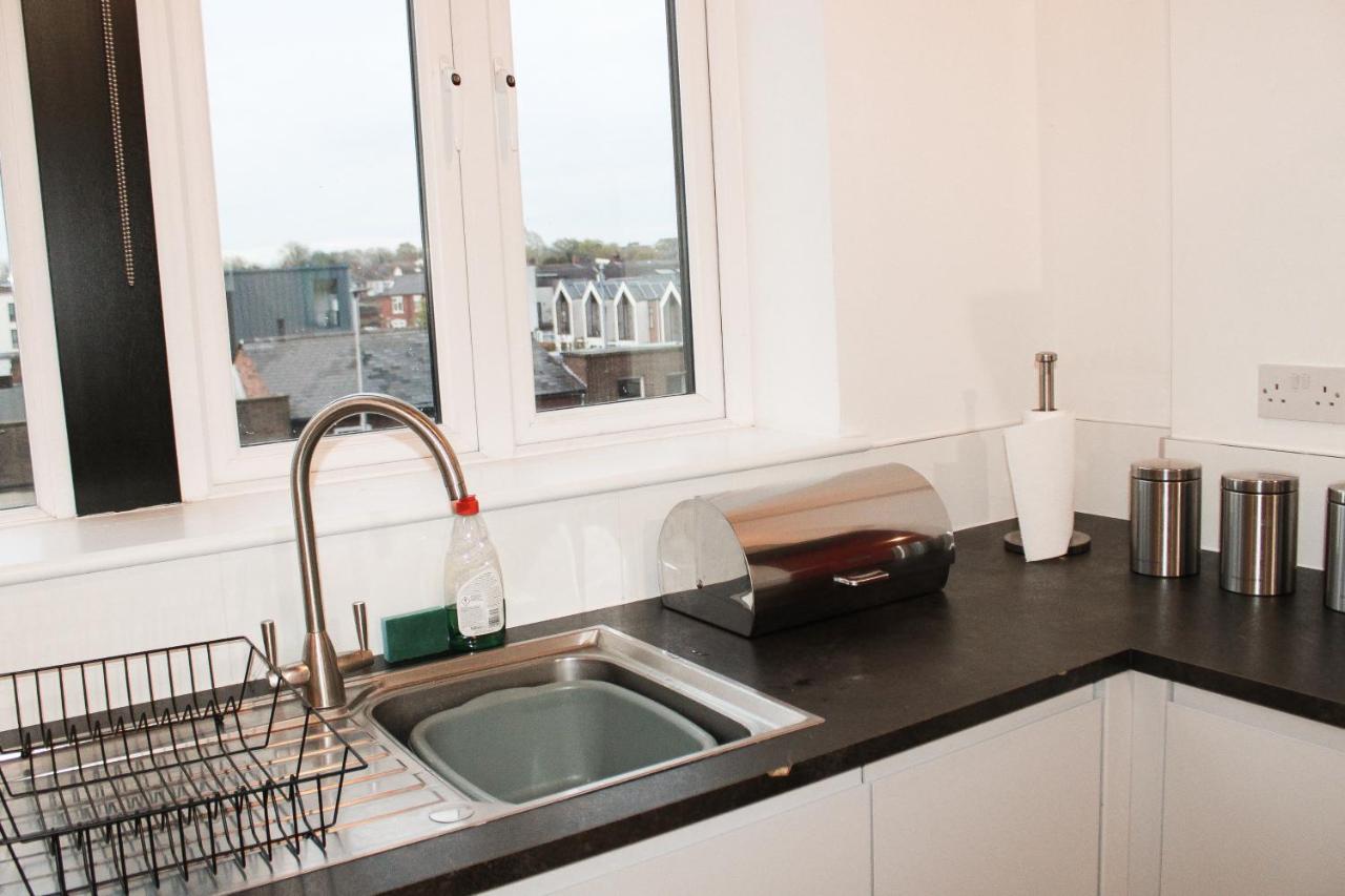 Modern Luxury Serviced Duplex Apartments By Repose- 150 Metro Court, West Bromwich Zewnętrze zdjęcie