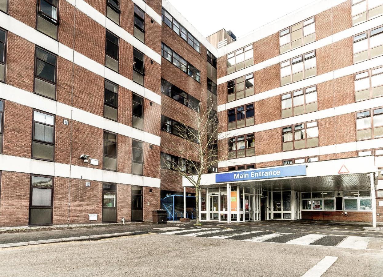 Modern Luxury Serviced Duplex Apartments By Repose- 150 Metro Court, West Bromwich Zewnętrze zdjęcie